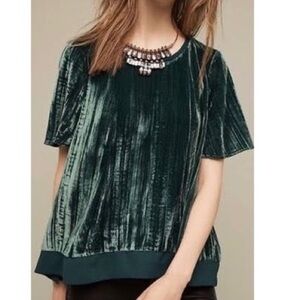Anthropologie Maeve Green Crushed Velvet Swing Top